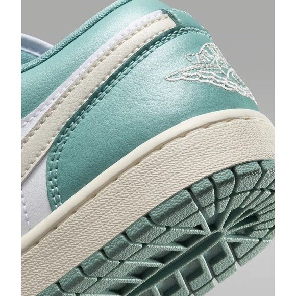 Nike Women Sneaker Air Jordan 1 Low-White/Cannon/Brown- DC0774-138~Size 7 - Picture 8 of 9